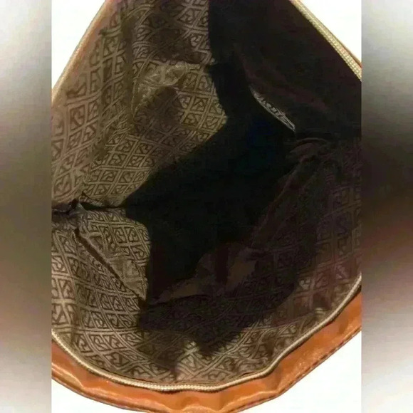 Women’s Relic By Fossil Cora Expandable Zippered Crossbody Bag: Cognac - Picture 7 of 9